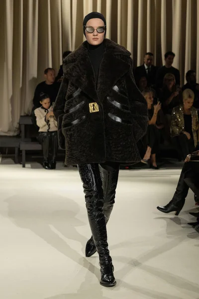 Look 22
